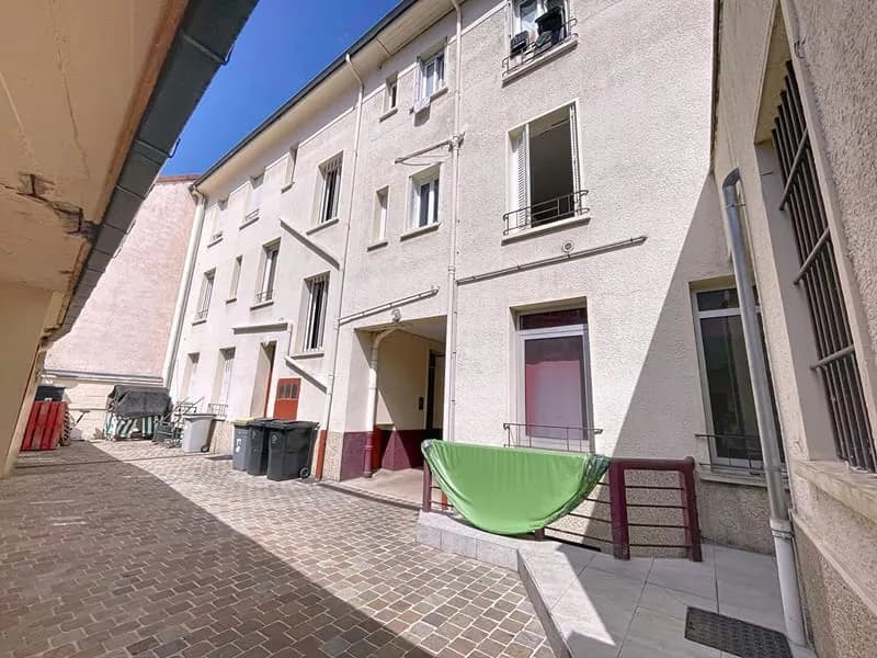 Immeuble MELUN GARE - Photo 1