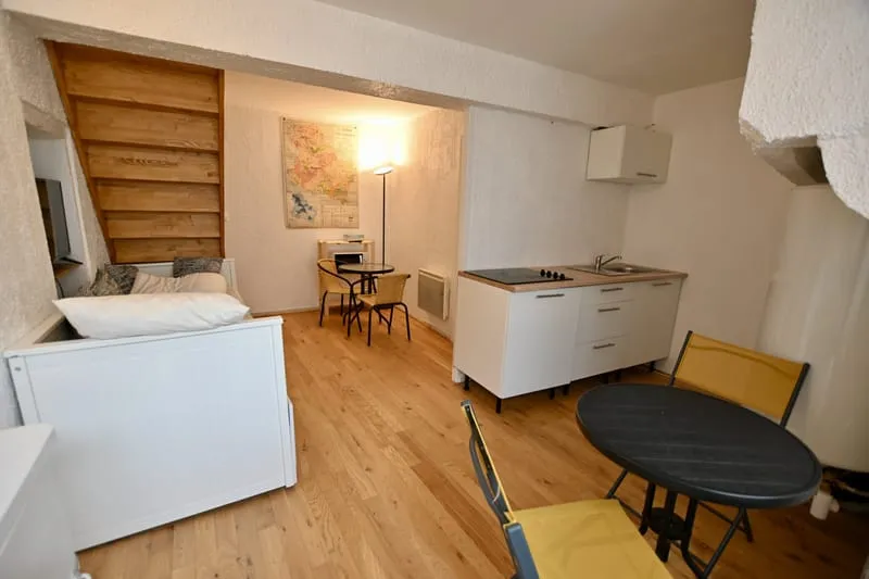Investissement locatif de caractère au coeur de Saint-Père, à - Photo 1