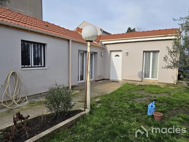 ENSEMBLE IMMOBILIER DE 3 MAISONS SUR UN MEME TERRAIN - Photo 1