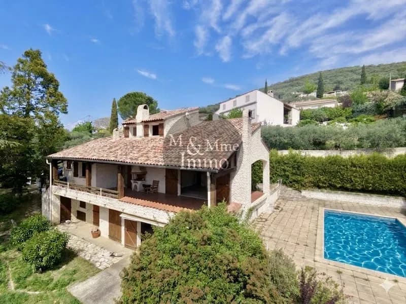 Ensemble immobilier avec vue panoramique sur les hauteurs de - Photo 1