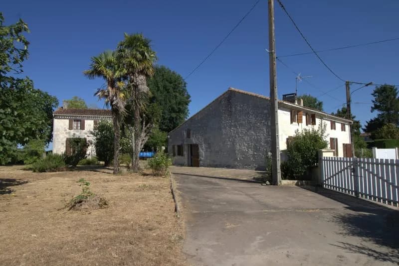Ensemble immobilier 3 maisons + dépendances - Photo 1