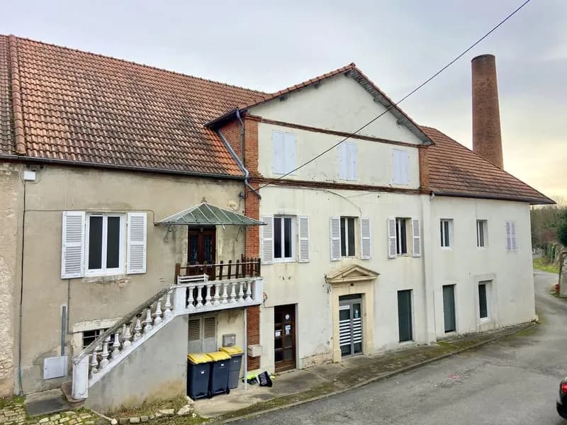 ENSEMBLE IMMOBILIER : 2 APPARTEMENTS + LOCAL COMMERCIAL AVEC - Photo 1