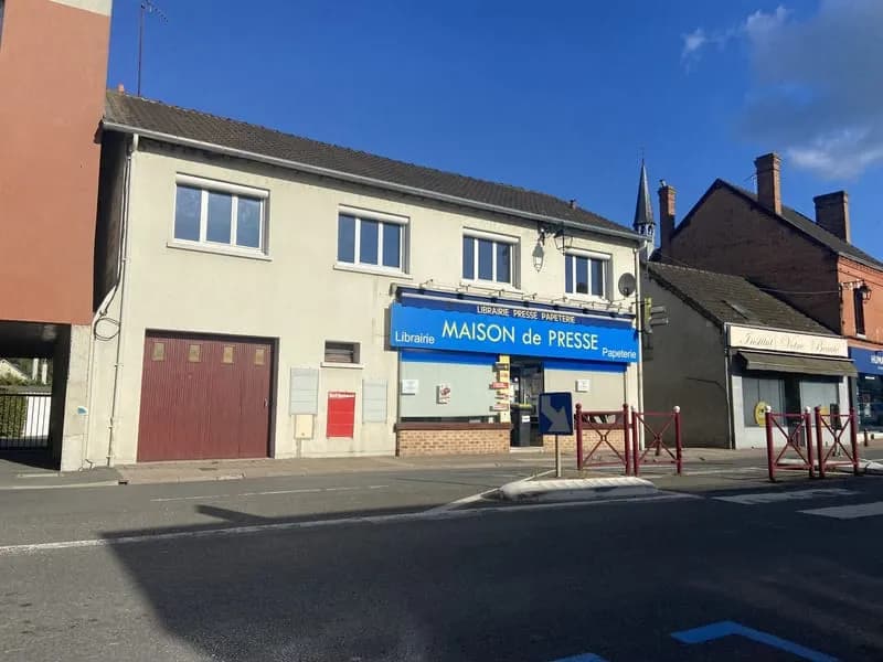 -Local commercial situé au coeur de la Sologne - Photo 1