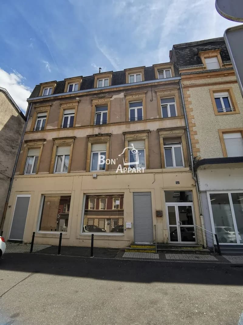 Immeuble, à vendre, Moyeuvre-Grande, hyper-centre - Photo 1