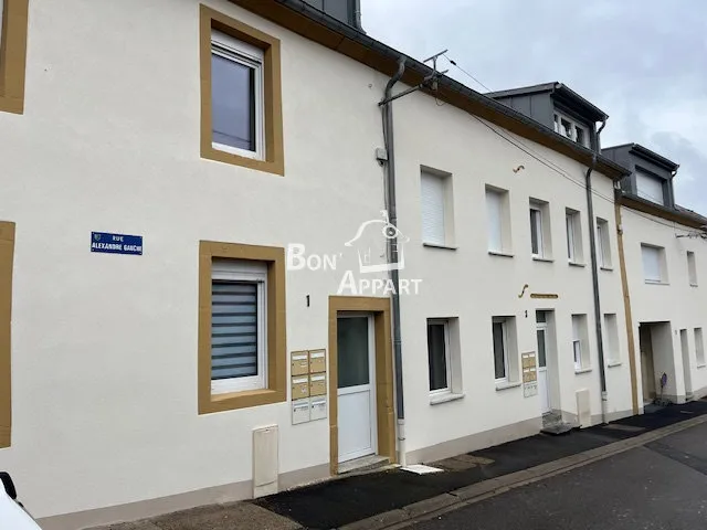 Immeuble de rapport - 62.500 EUR de loyers annuels et 100% l - Photo 1
