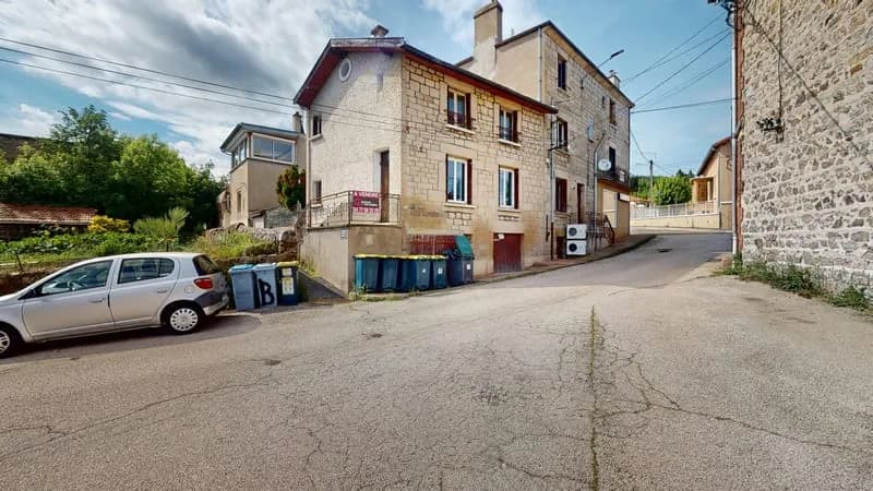 IMMEUBLE COMPLET À RÉNOVER AVEC HAUT POTENTIEL LOCATIF - Photo 1