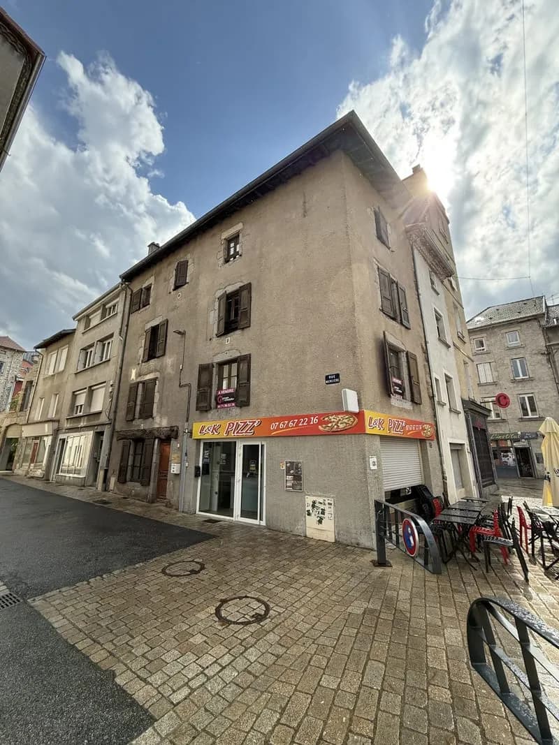 EXCLUSIVITE GTI ! Centre Yssingeaux, maison de ville + local - Photo 1