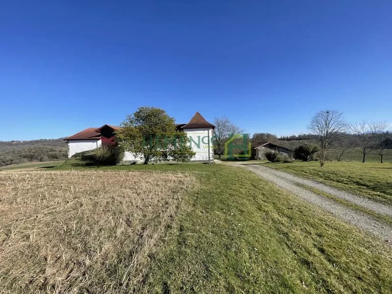 Ensemble Immobilier d'exception au coeur du Pays Basque - Photo 1