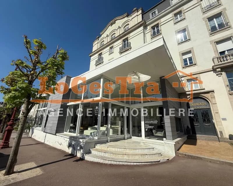 Local commercial 256m2 VITTEL CENTRE VILLE - Photo 1
