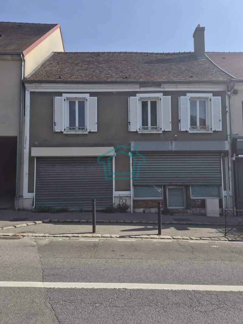 EXCLUSIVITÉ Immeuble de caractère avec fort potentiel de v - Photo 1