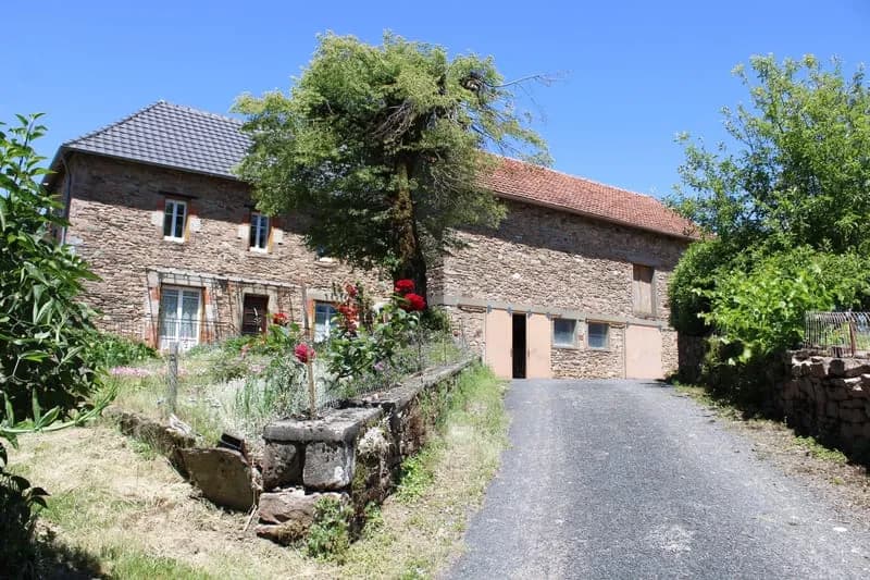 Ensemble immobilier Palazinges - Photo 1
