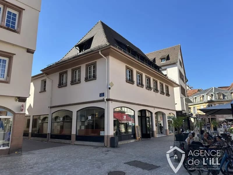 À vendre Immeuble de rendement au coeur de Sélestat - Photo 1