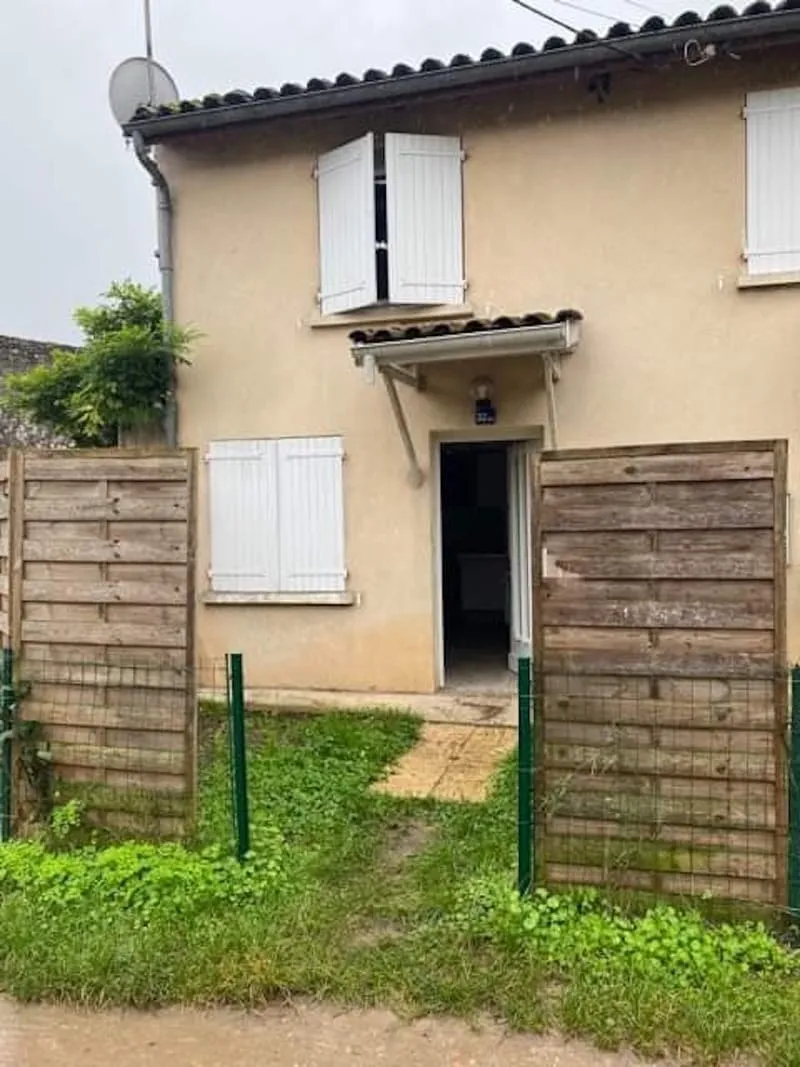 Ensemble immobilier - Photo 1
