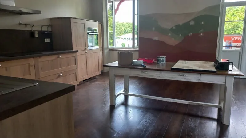 Appartement et local commercial - Photo 1
