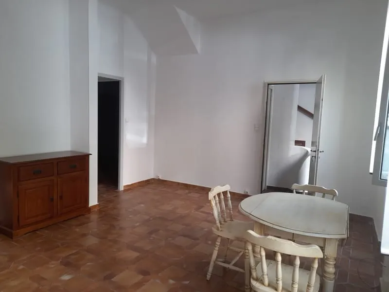 SPECIAL INVESTISSEURS - A VENDRE - IMMEUBLE DE VILLE - Deux - Photo 1