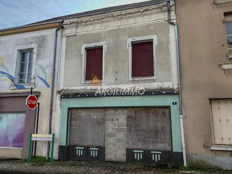 Immeuble d'habitation et commerce au coeur de Bouloire à réno - Photo 1