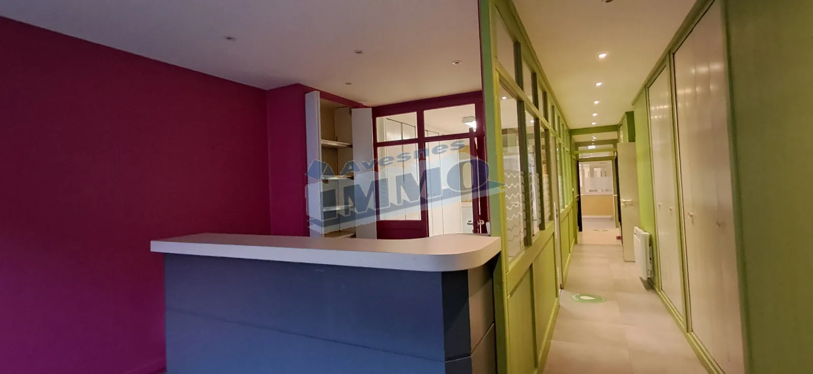 Immeuble à usage de bureaux à Saint Pol sur Ternoise - Photo 1