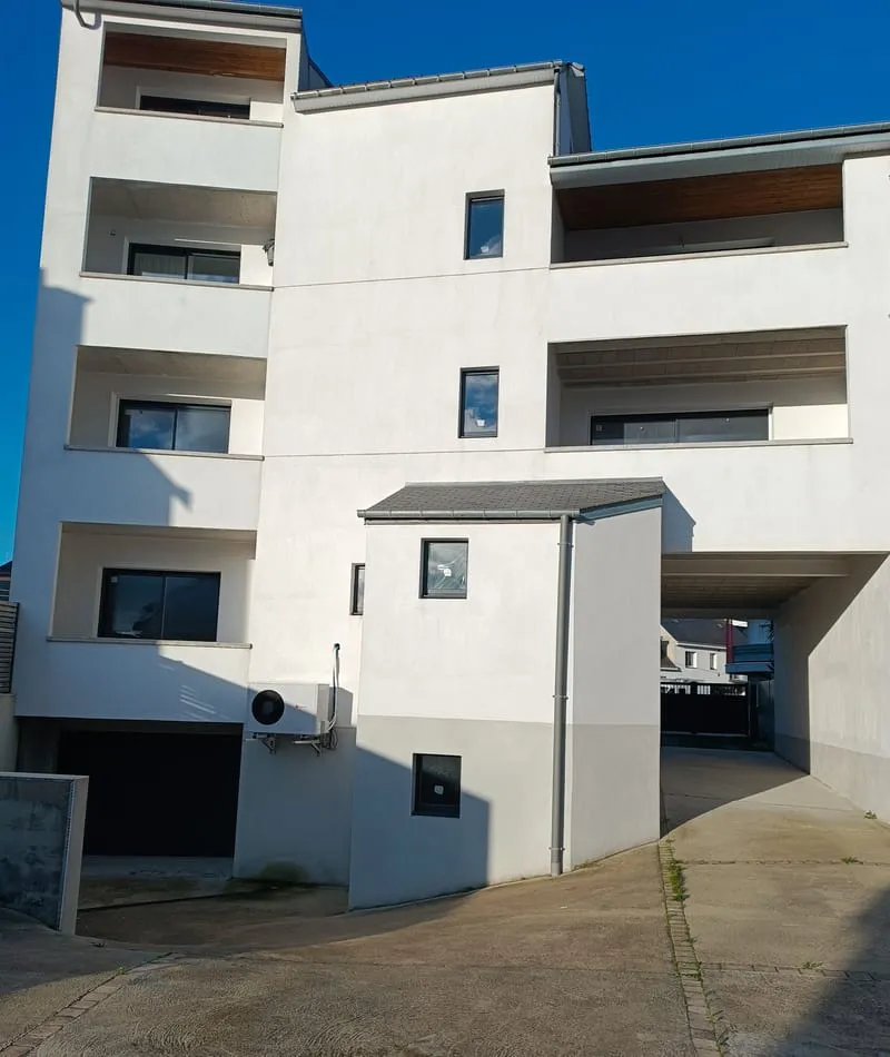 A SAISIR POUR INVESTISSEUR, Bâtiment de 5 logements - Photo 1