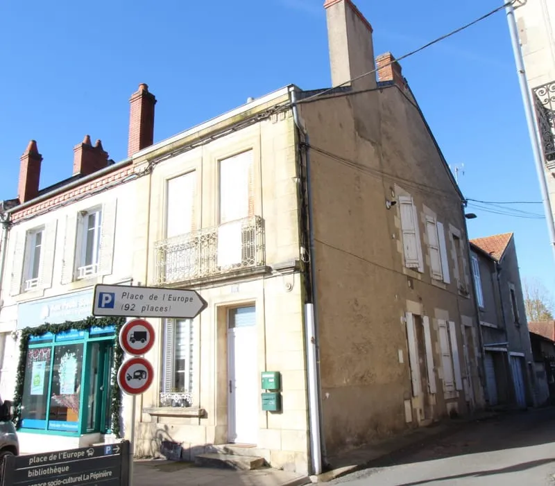 Immeuble de rapport centre-ville - Photo 1