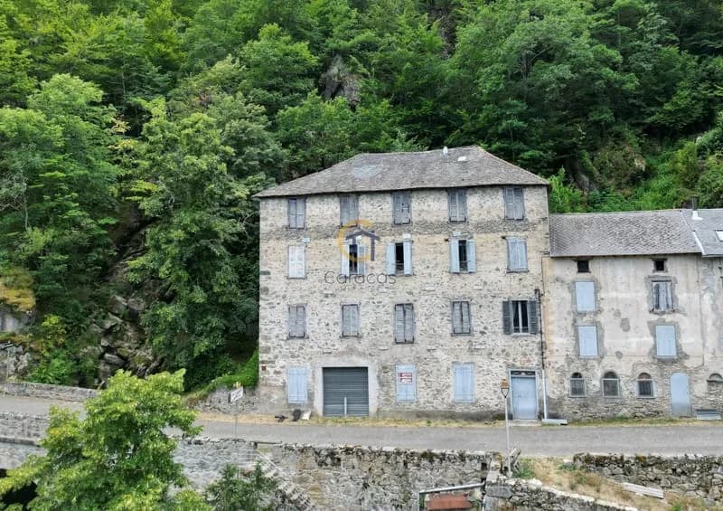 IMMEUBLE AVEC SOURCE THERMALE - OPPORTUNITE RARE - Photo 1