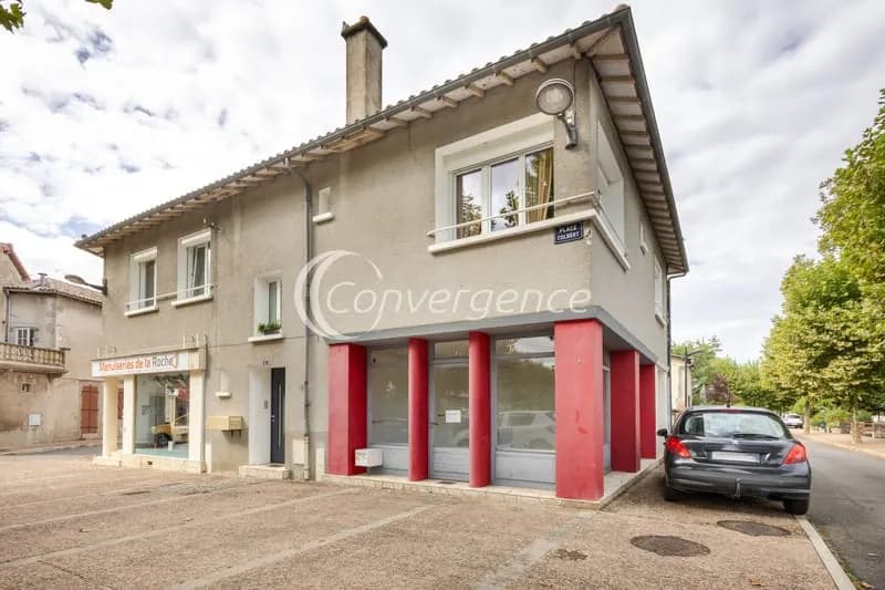 Immeuble de rapport 1 APPARTEMENT 2 LOCAUX COMMERCIAUX - Photo 1