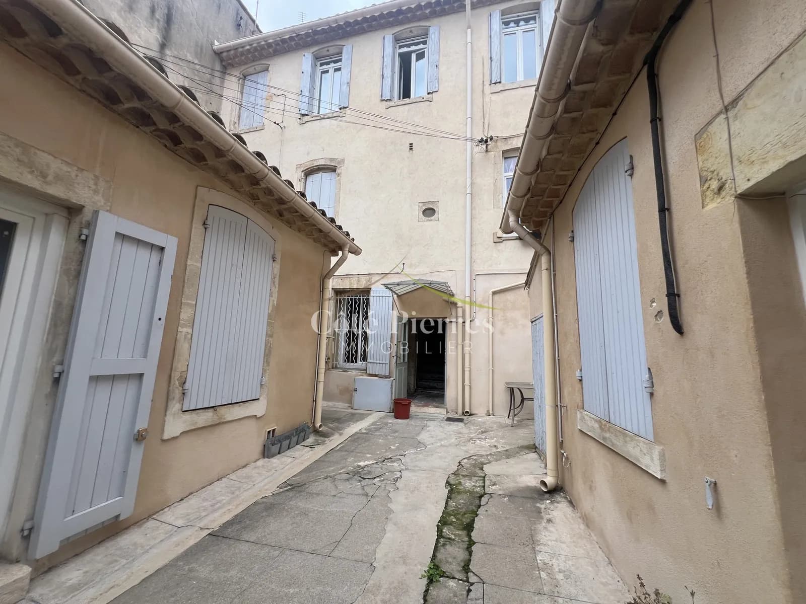 NÎMES - Immeuble - 256m2 - 7 lots - Photo 1