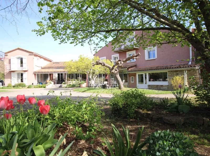 ENSEMBLE IMMOBILIER - Photo 1