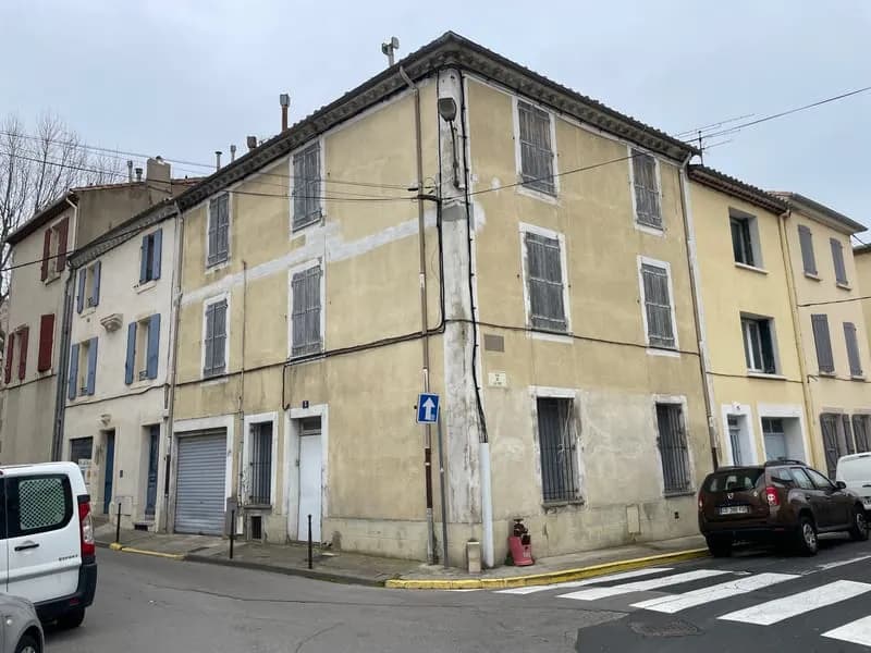 IMMEUBLE SECTEUR LYCÉE LACROIX - A RENOVER - Photo 1