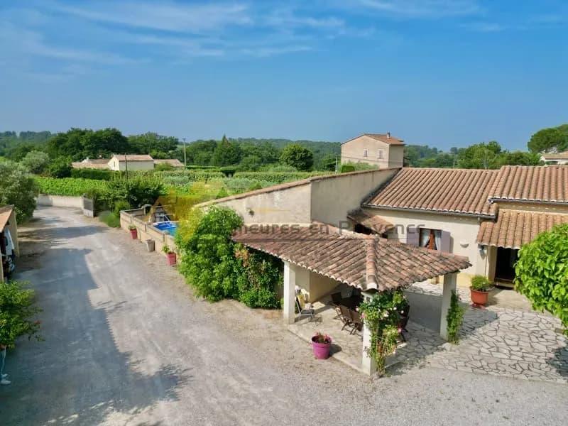 Ensemble immobilier activité saisonnière - Photo 1