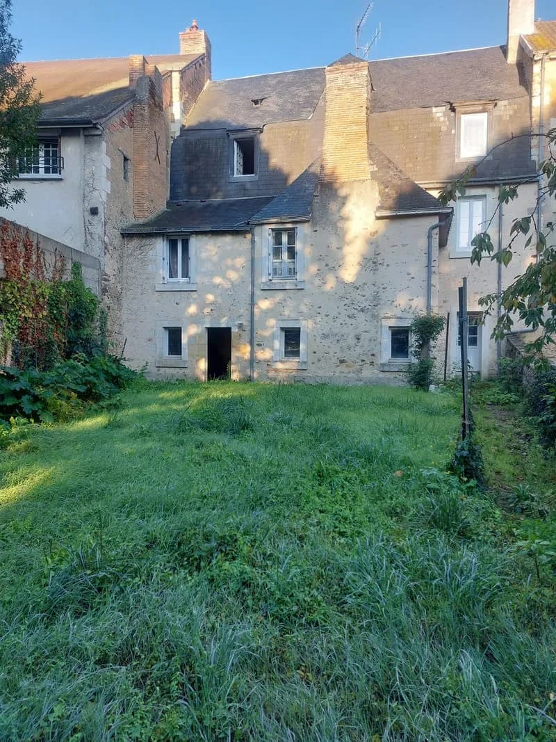 Immeuble en centre-ville de La Flèche... - Photo 1
