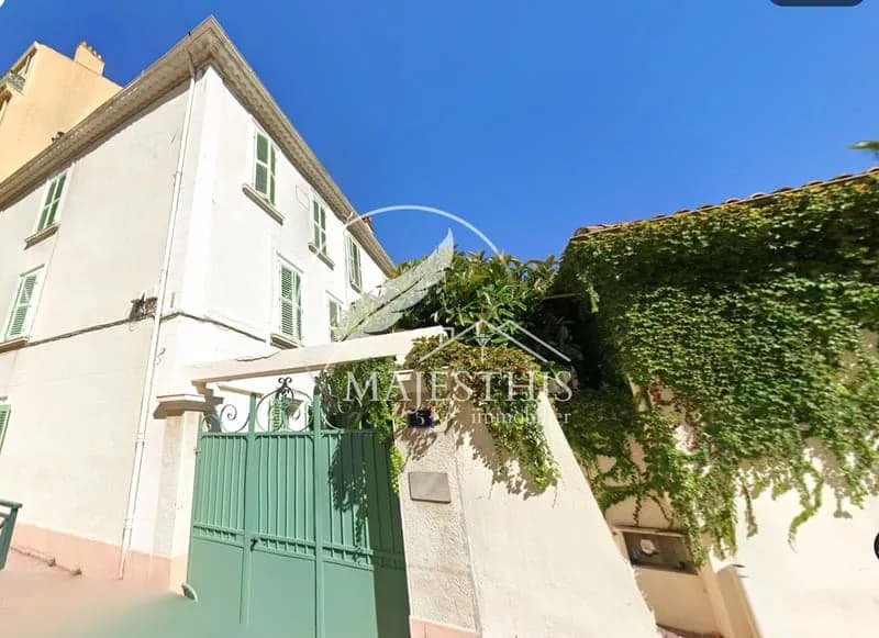 A VENDRE IMMEUBLE DE RAPPORT - CENTRE VILLE HYERES - Photo 1