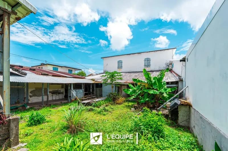Immeuble ancien de 193m2 environ sur parcelle de 531 m2 à Ra - Photo 1