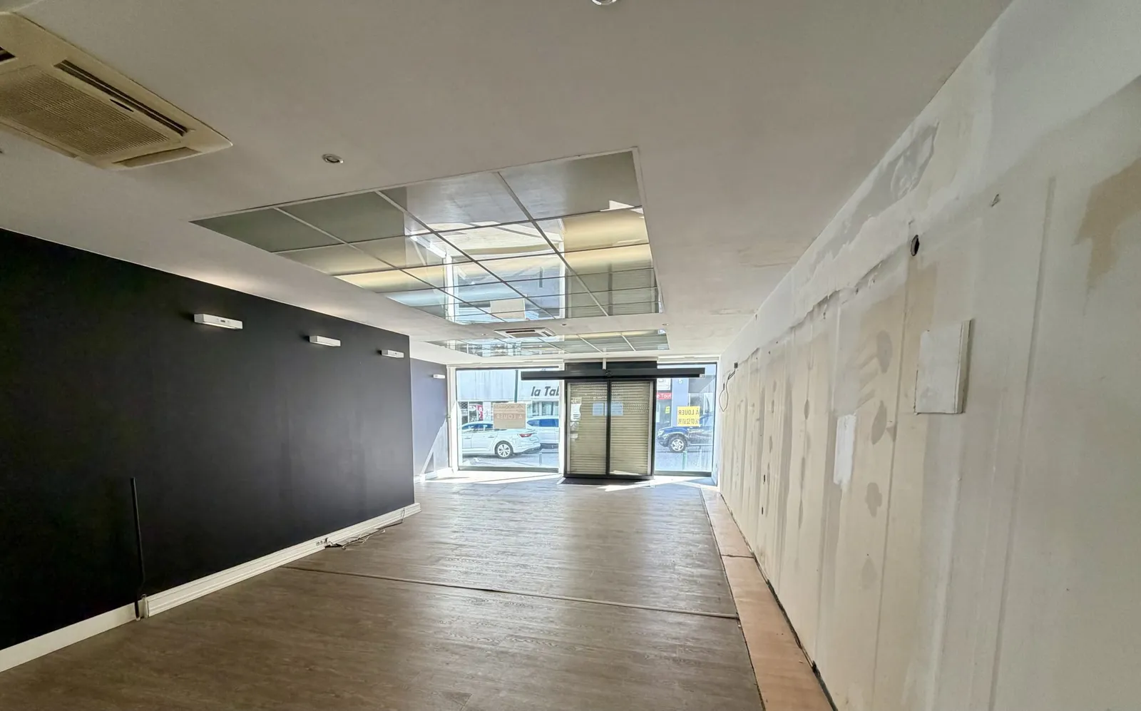 Ensemble immobilier mixte de 456 m2 au coeur du centre ville - Photo 1