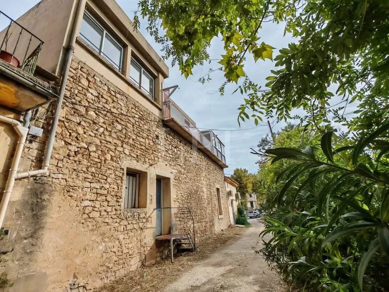 IMMEUBLE AVEC GARAGES - Photo 1