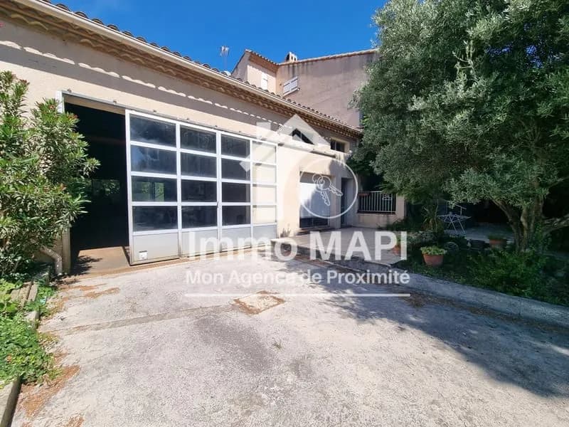 Lattes Maurin Atelier et 2 appartements - Photo 1