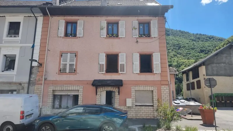 Immeuble de caractère - Photo 1