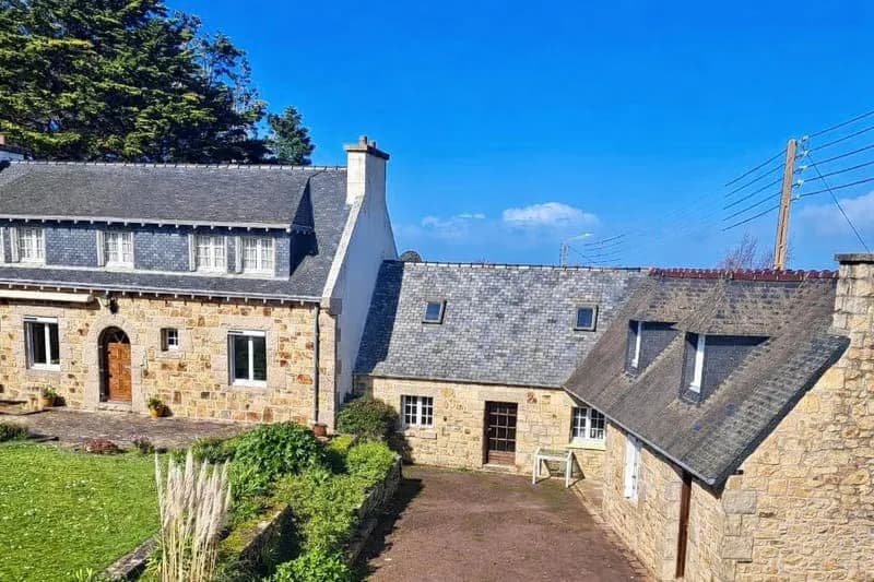 TREVOU-TREGUIGNEC - Ensemble Immobilier - Photo 1