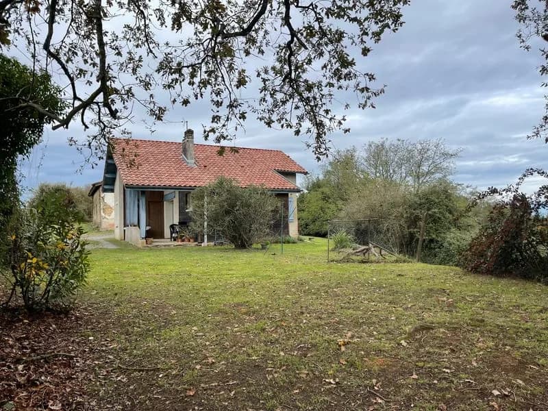 Ensemble immobilier (habitation et dépendances) sur terrain - Photo 1