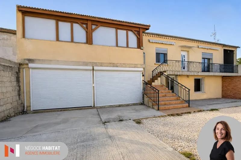 MAISON AVEC 2 LOGEMENTS ET GARAGES - Photo 1
