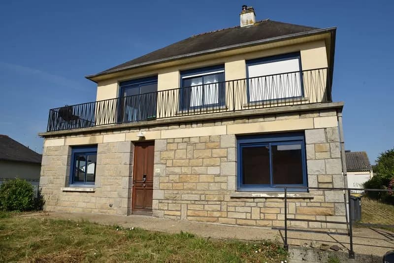 SAINT MEEN LE GRAND immeuble trois appartements - Photo 1
