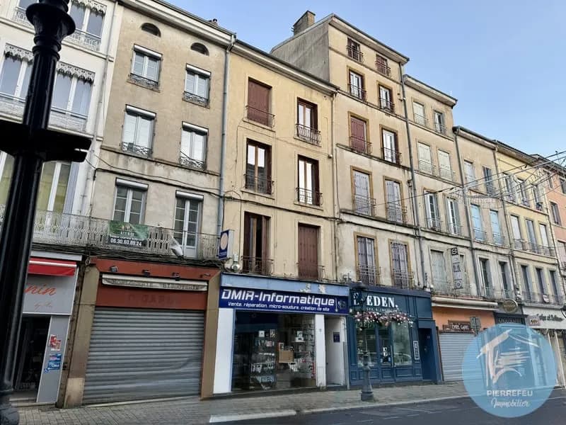 TARARE IMMEUBLE 216M2 EN MONOPROPRIETE - Photo 1