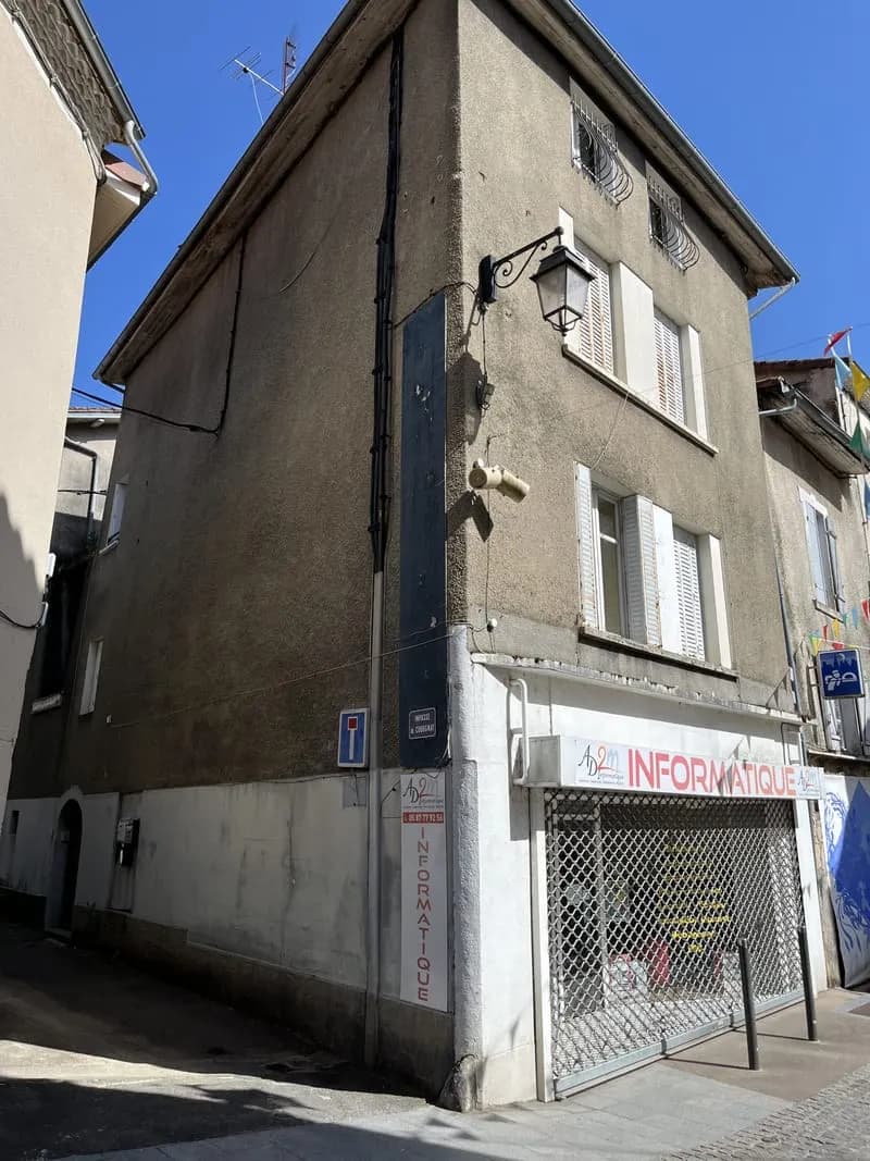 Immeuble avec local commercial et 3 appartements en centre v - Photo 1