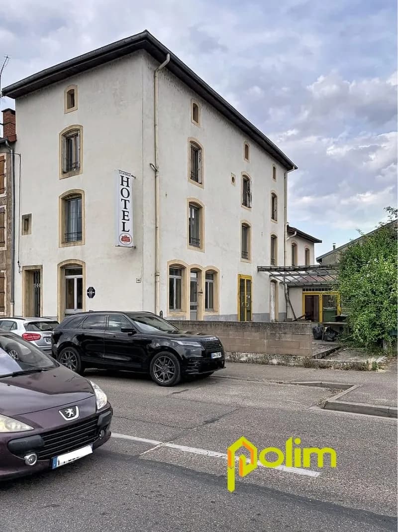 IMMEUBLE bien placé / ancien hôtel restaurant / 360 m2 - Photo 1