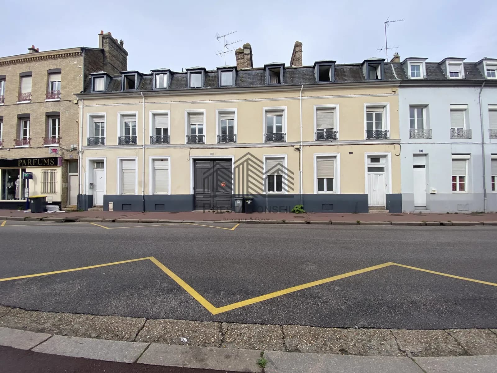 Immeuble - 235.15m2 - Photo 1