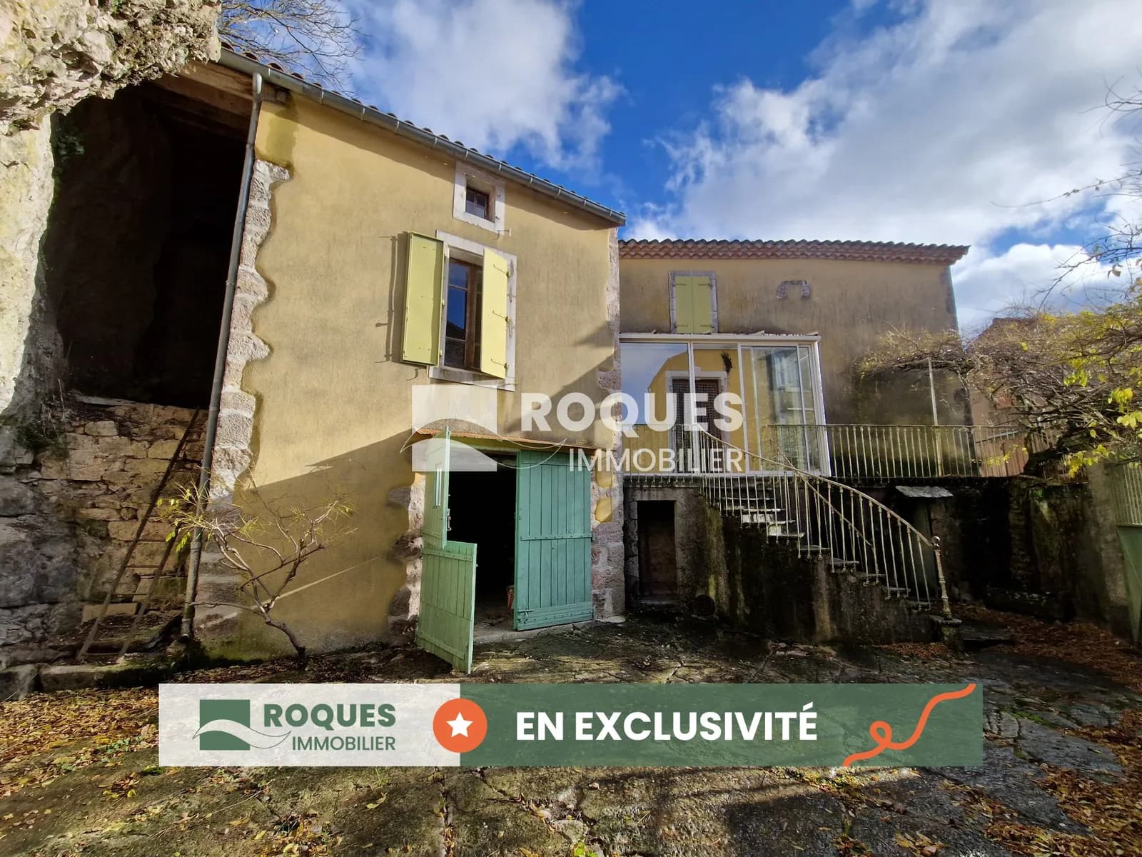 A vendre Le Caylar, Ensemble immobilier avec dépendances et - Photo 1