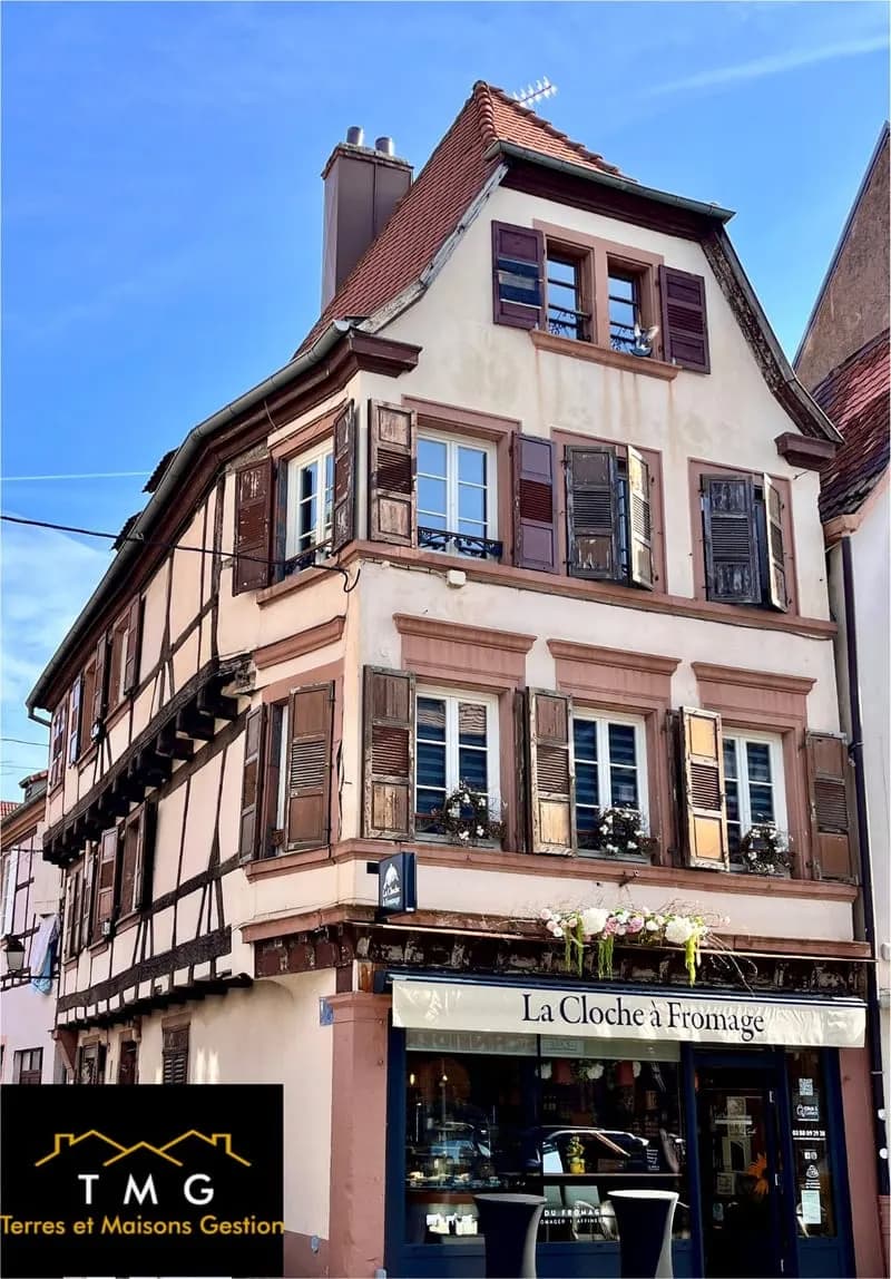 Rare immeuble de centre-ville à vendre - Photo 1