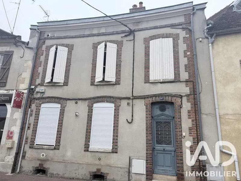 Immeuble de rapport 2 pièces 109 m² - Photo 1