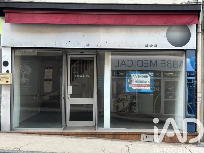 Bâtiment 105 m² - Photo 1