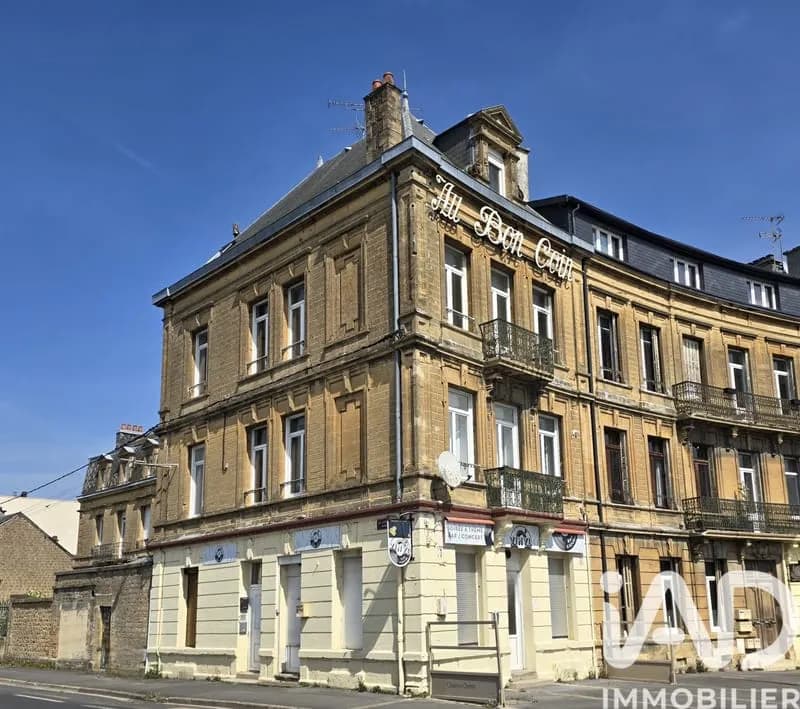 Immeuble de rapport 370 m² - Photo 1