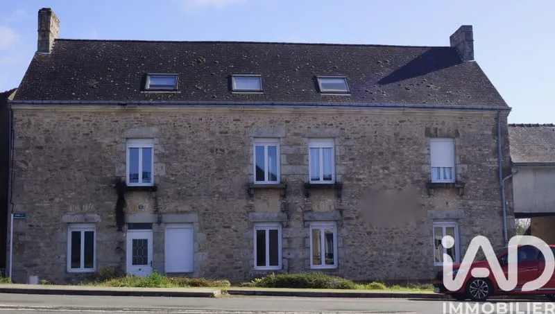 Bâtiment 262 m² - Photo 1